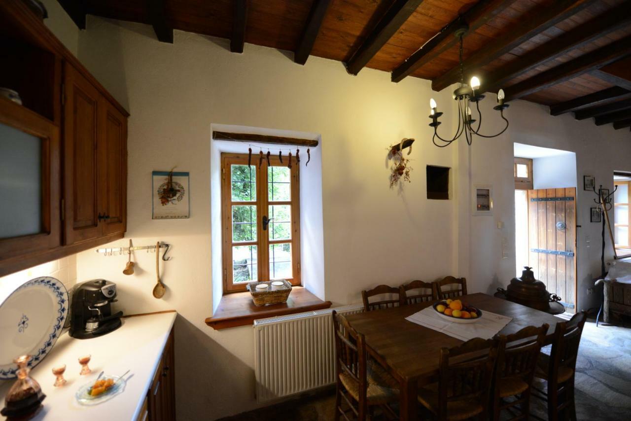 Villa Aronia Stone House Lavkos Exterior foto